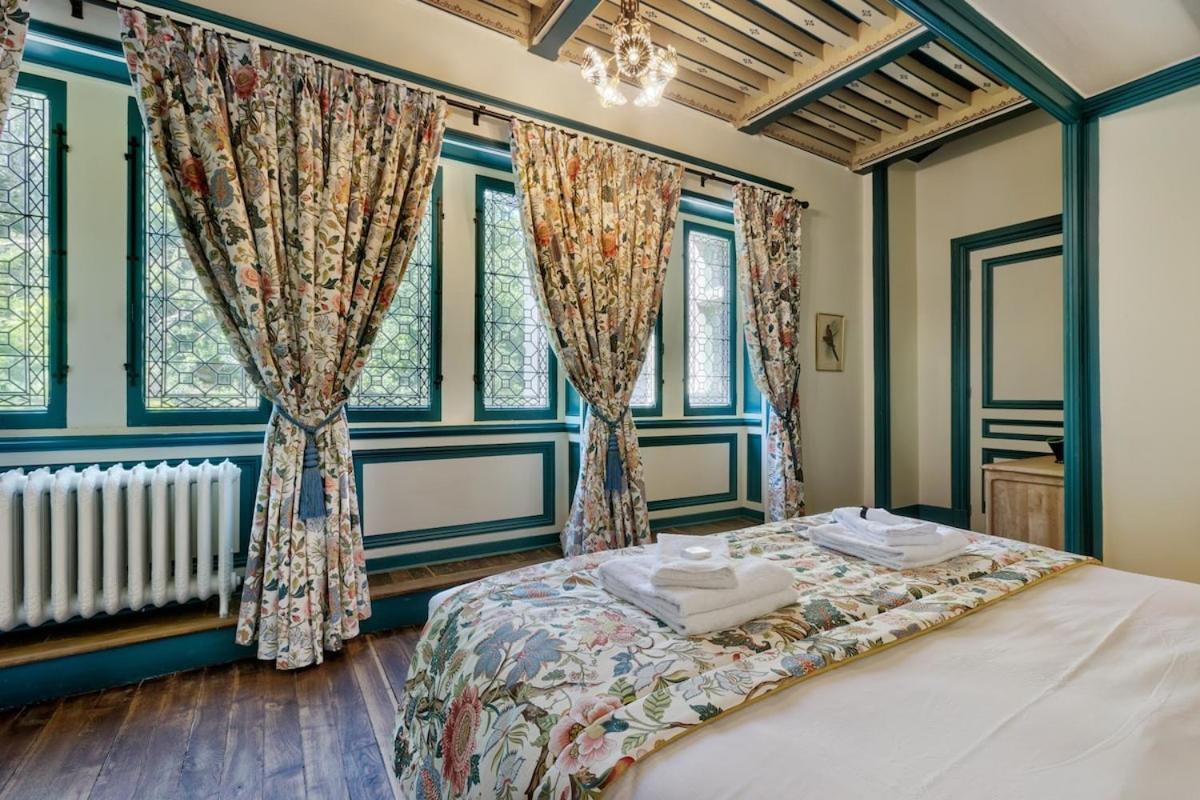 Kasteliades, Chateau De Burnand ภายนอก รูปภาพ